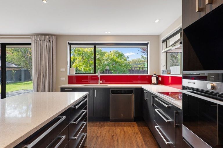 Photo of property in 6 Seneca Place, Burwood, Christchurch, 8083