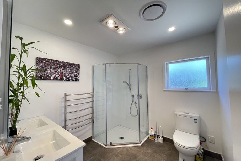 Photo of property in 62 Mountbatten Avenue, Hillcrest, Auckland, 0627