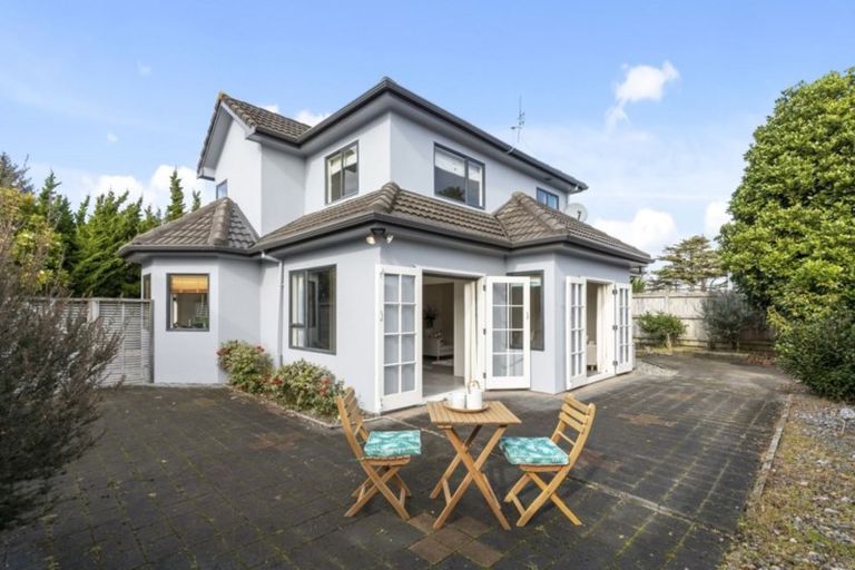 Photo of property in 44a Copeland Street, Hutt Central, Lower Hutt, 5011