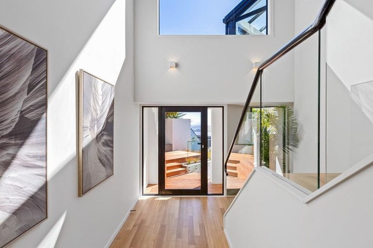 Photo of property in 28 Panorama Road, Clifton, Christchurch, 8081