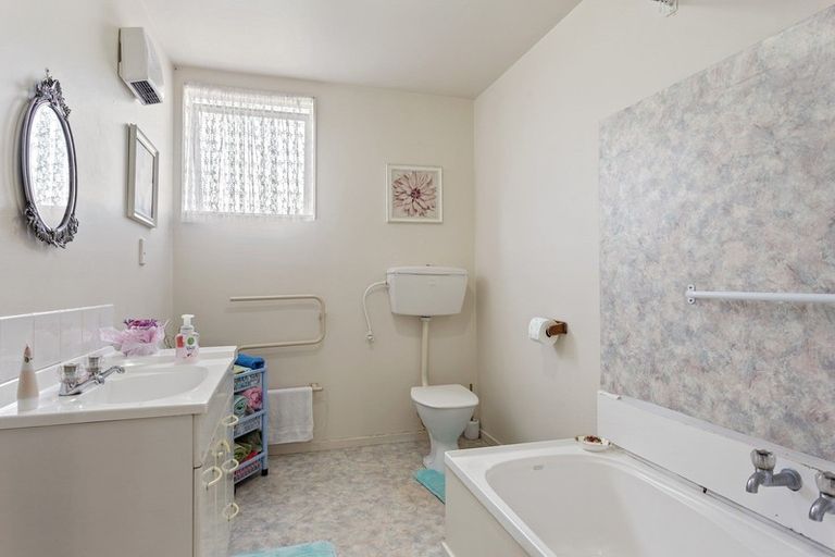 Photo of property in 26a Good Street, Rangiora, 7400