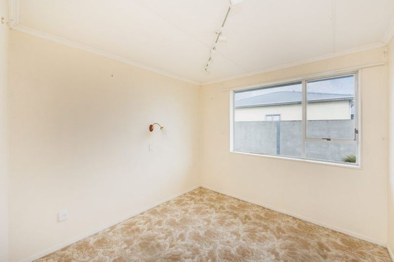 Photo of property in 2/625 Church Street, Terrace End, Palmerston North, 4410
