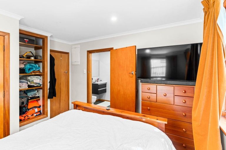 Photo of property in 44 Larnach Road, Waverley, Dunedin, 9013