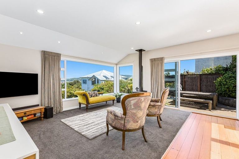 Photo of property in 33a Nevay Road, Miramar, Wellington, 6022