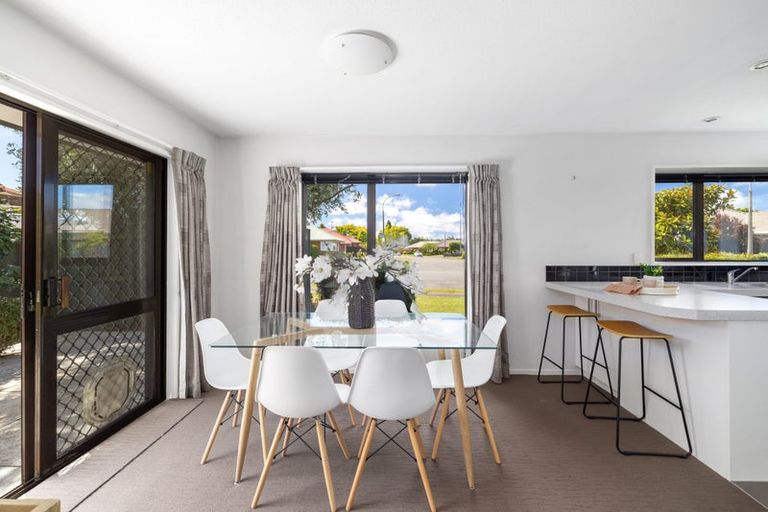 Photo of property in 37 Kildare Street, Northwood, Christchurch, 8051