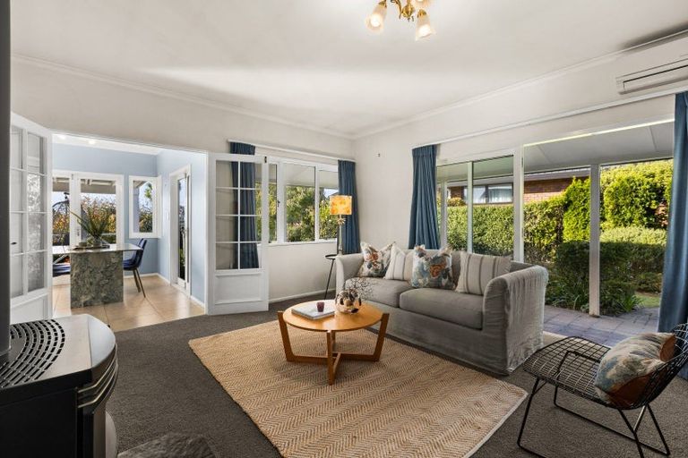 Photo of property in 1 Te Puna Place, Havelock North, 4130