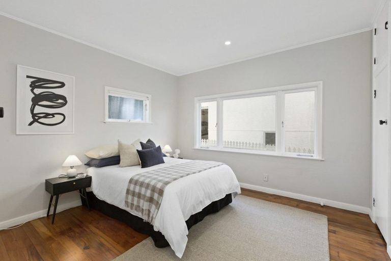 Photo of property in 41 Parker Avenue, New Lynn, Auckland, 0600