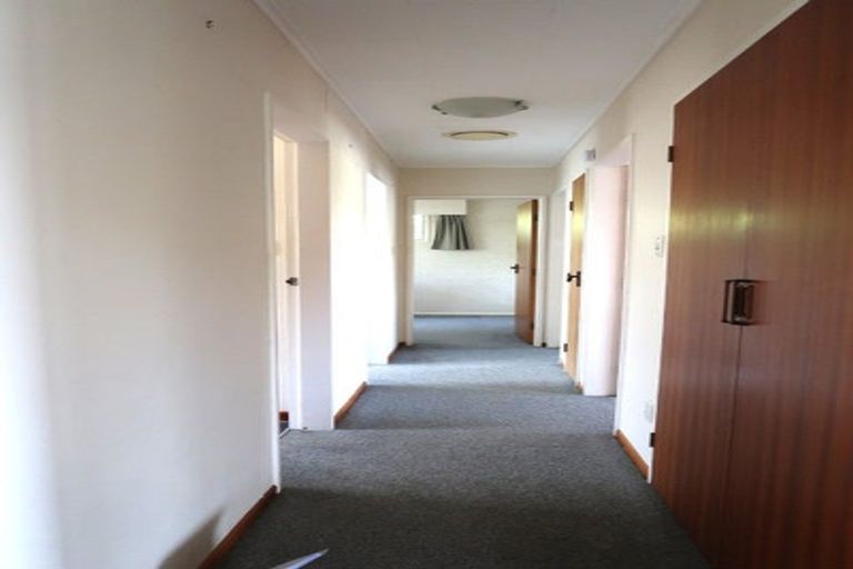 Photo of property in 16 Waipounamu Drive, Kelson, Lower Hutt, 5010