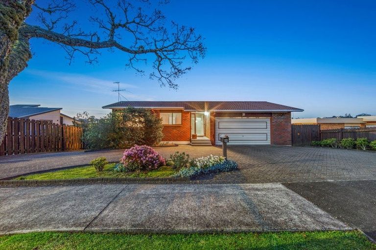 Photo of property in 56 Galloway Crescent, Farm Cove, Auckland, 2012