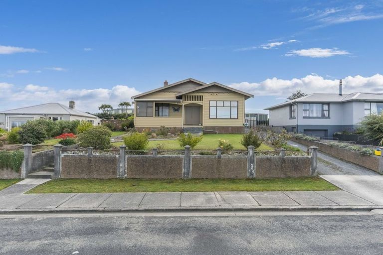 Photo of property in 11 Lowestoft Street, Balclutha, 9230