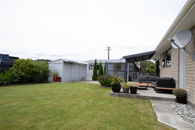 Photo of property in 15 Dalton Street, Hokitika, 7810
