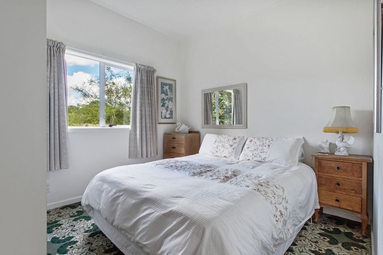 Photo of property in 246 Ponga Road, Opaheke, Papakura, 2584