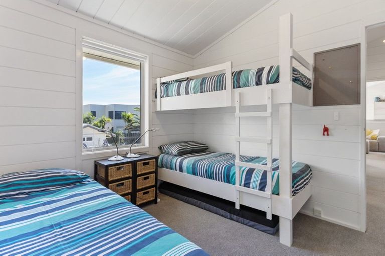 Photo of property in 115b Esplanade Drive, Whangamata, 3620