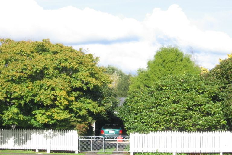 Photo of property in 17 Karaka Place, Tokoroa, 3420