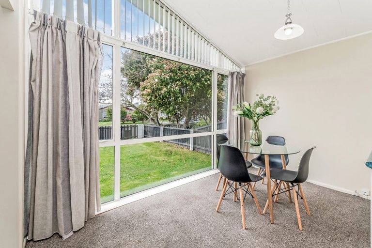 Photo of property in 27 Skerten Avenue, Hornby, Christchurch, 8042
