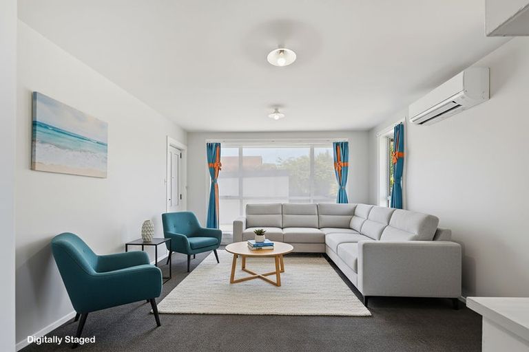 Photo of property in 1/17 Tyrone Street, Belfast, Christchurch, 8051