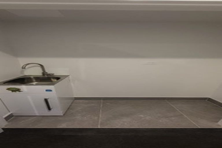 Photo of property in 101/32 Shortfin Place, Flat Bush, Auckland, 2019