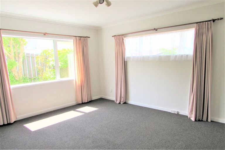 Photo of property in 67 Percy Dyett Drive, Karori, Wellington, 6012