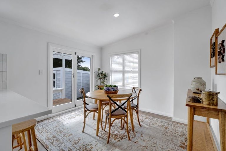 Photo of property in 131 Lemon Street, New Plymouth, 4312