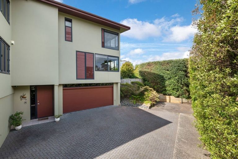 Photo of property in 3/71 Pupuke Road, Northcote, Auckland, 0627