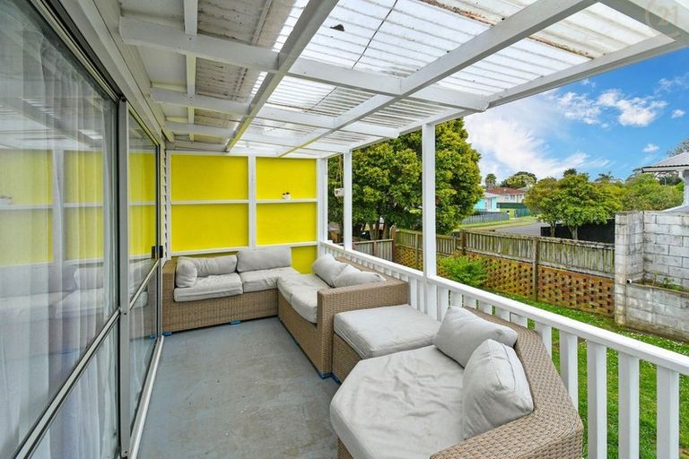 Photo of property in 35 Heybridge Street, Manurewa, Auckland, 2102