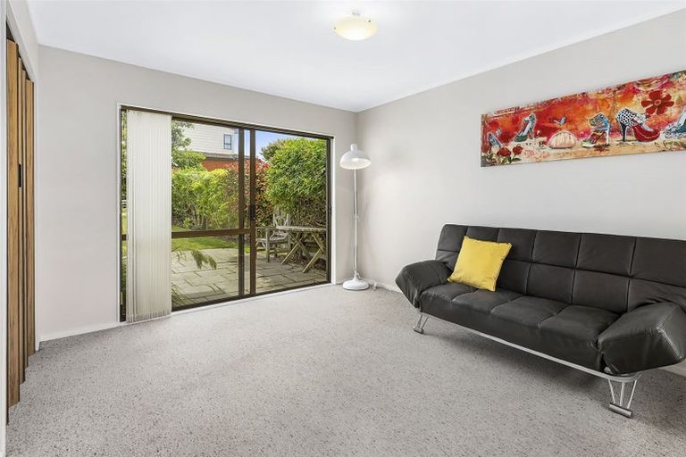 Photo of property in 22 Mercury Way, Whitby, Porirua, 5024