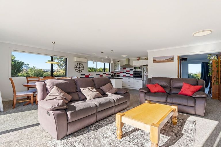 Photo of property in 27 Green Island Bush Road, Blackhead, Dunedin, 9076