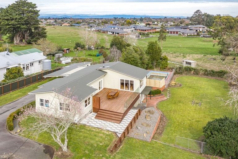 Photo of property in 35 Milne Street, Marton, 4710