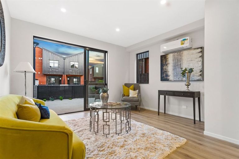 Photo of property in 13 Sioux Road, Hobsonville, Auckland, 0616