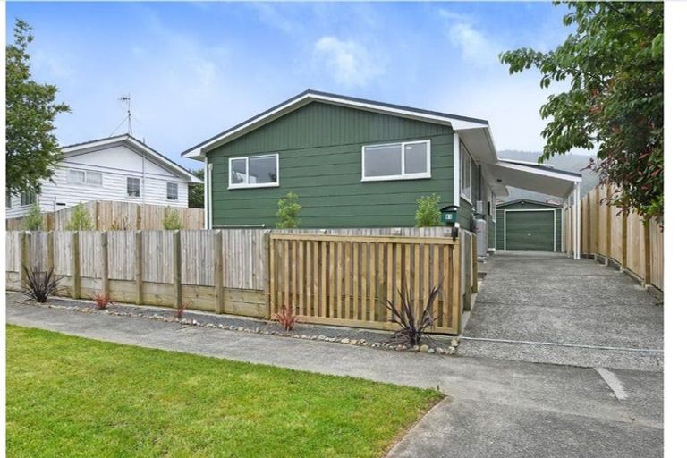 Photo of property in 81 California Drive, Totara Park, Upper Hutt, 5018