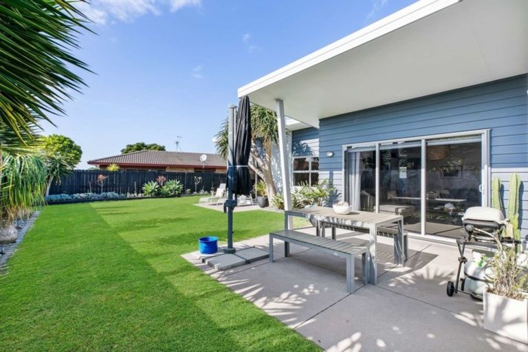 Photo of property in 29 Kahira Crescent, Papamoa Beach, Papamoa, 3118