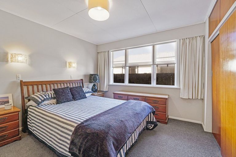 Photo of property in 39 Te Kupe Road, Paraparaumu Beach, Paraparaumu, 5032