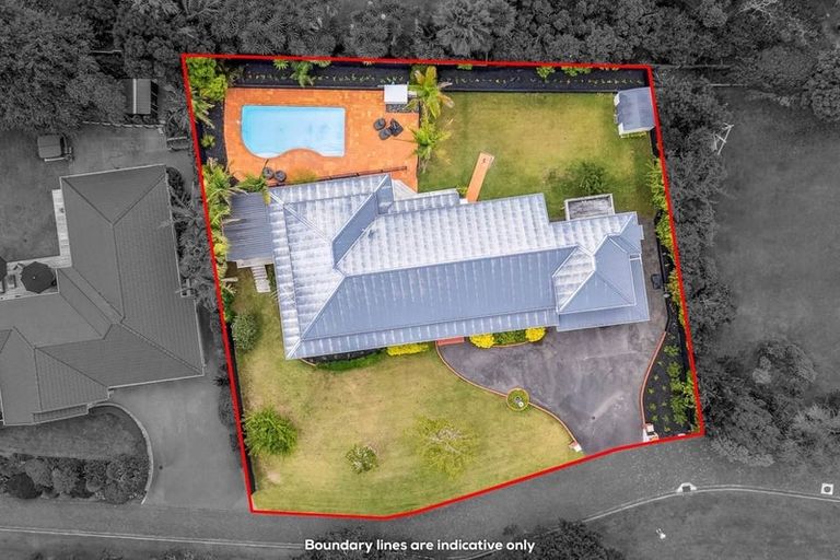 Photo of property in 27 Almond Grove, Greenhithe, Auckland, 0632