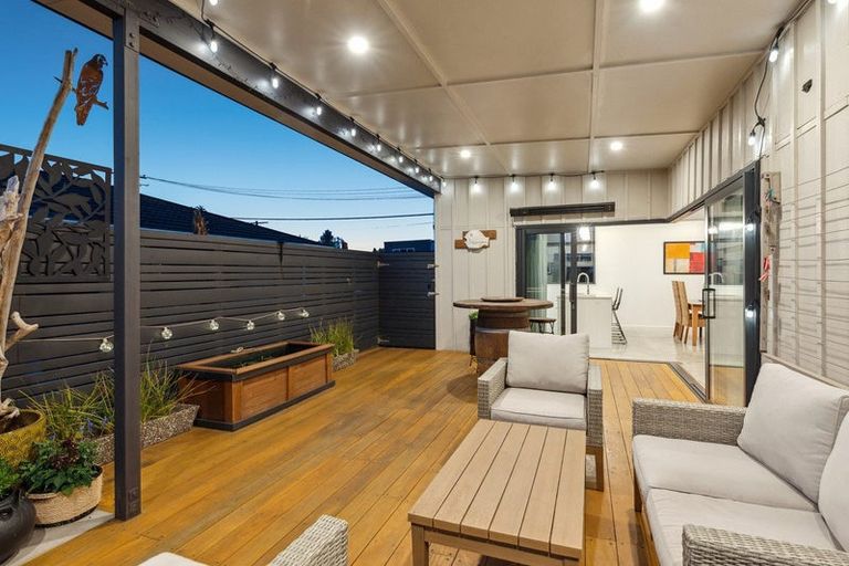 Photo of property in 12a Mahana Road, Paraparaumu Beach, Paraparaumu, 5032