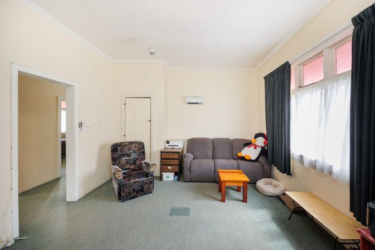 Photo of property in 31 Mcgiffert Street, Palmerston North, 4410