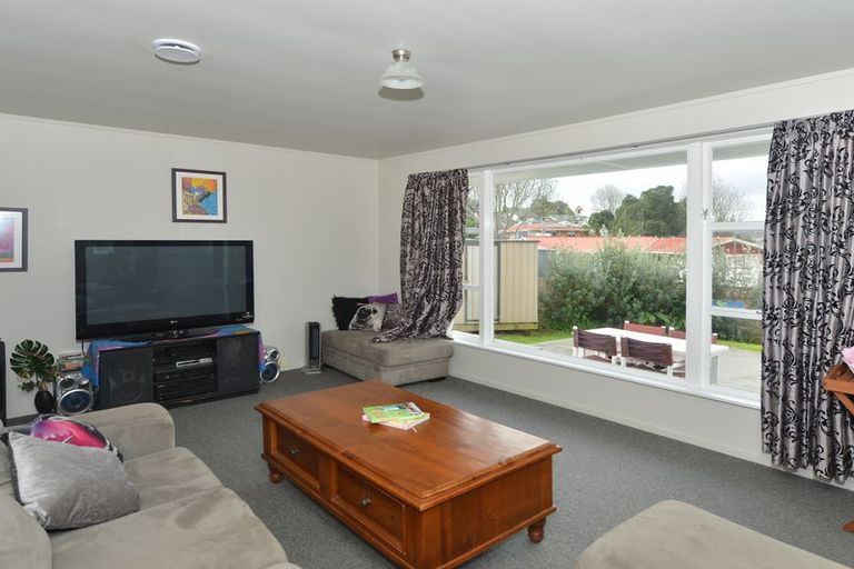 Photo of property in 18 Mcmillan Avenue, Te Kamo, Whangarei, 0112