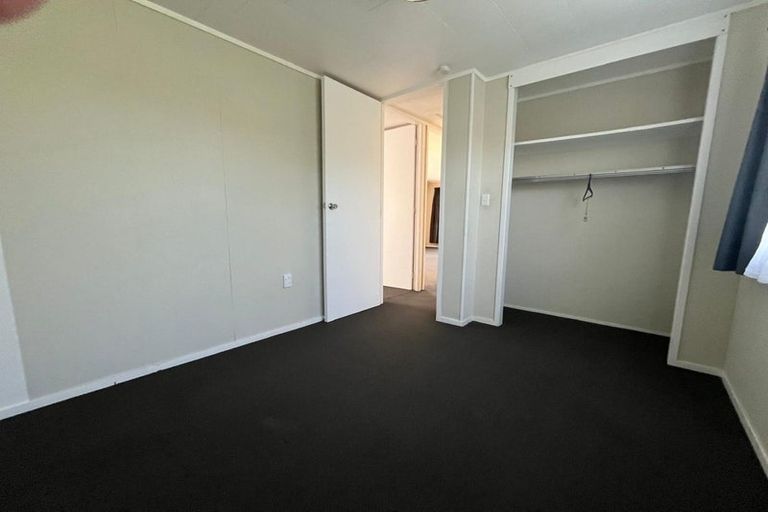 Photo of property in 70 Racecourse Road, Waiuku, 2123