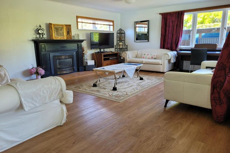 Photo of property in 98 Cole Street, Masterton, 5810