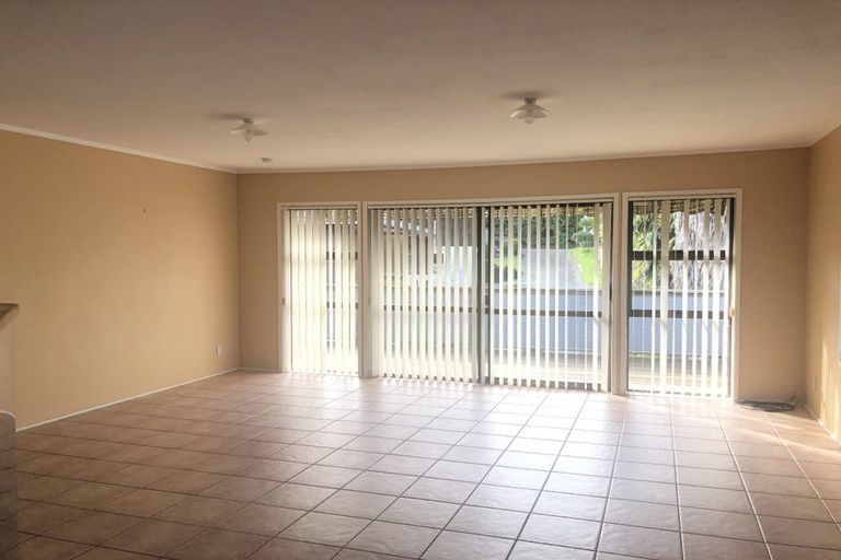 Photo of property in 3/24 Harley Road, Hauraki, Auckland, 0622