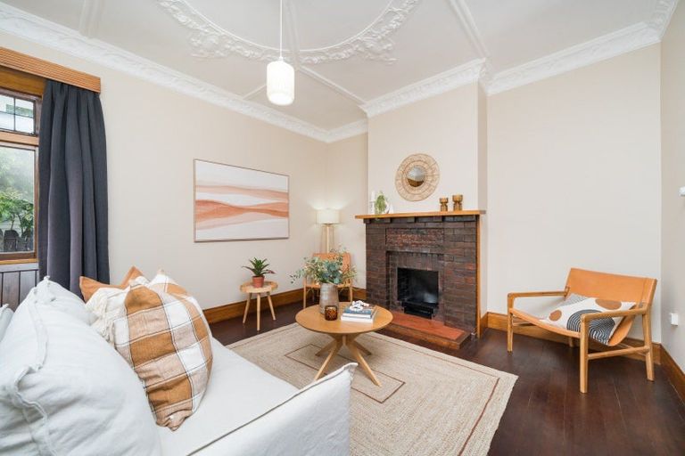 Photo of property in 55 Lyndhurst Street, Takaro, Palmerston North, 4412