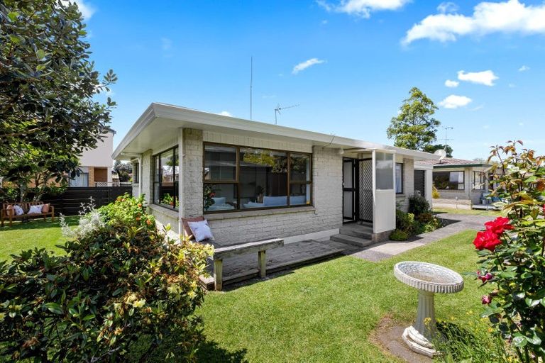 Photo of property in 3/3 Manuka Street, Orewa, 0931