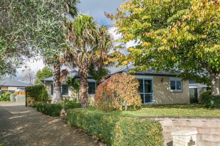 Photo of property in 5 Sebal Place, Havelock North, 4130