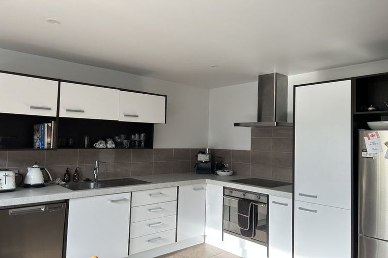 Photo of property in Altar Apartments, 32/120 Rintoul Street, Newtown, Wellington, 6021