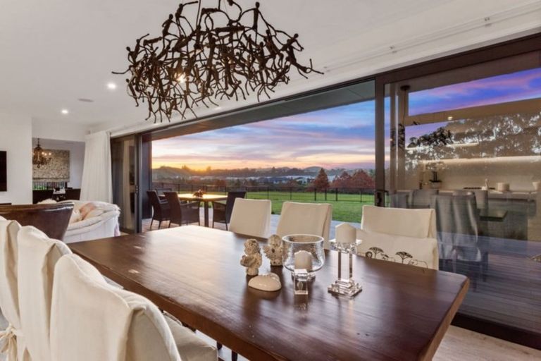 Photo of property in 154 Lakes Boulevard, Pyes Pa, Tauranga, 3112