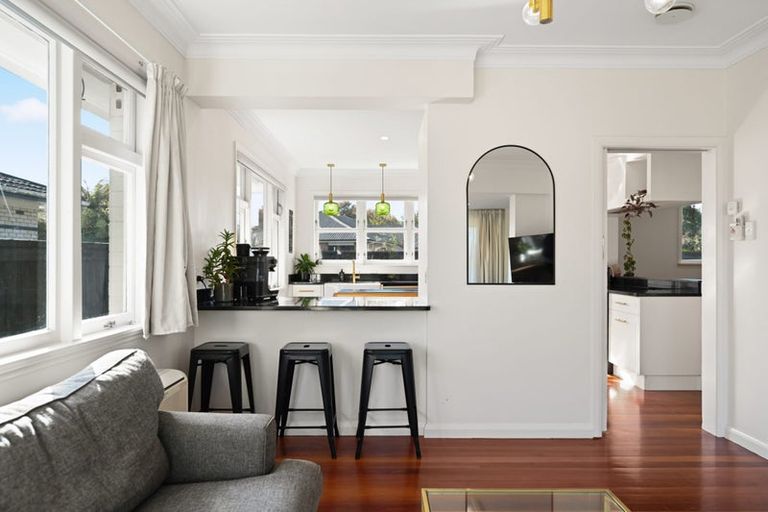 Photo of property in 168 Victoria Street, Cambridge, 3434