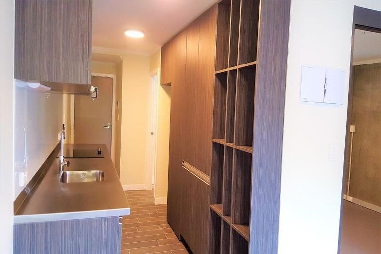 Photo of property in Frame Apartments, 502/111u Molesworth Street, Thorndon, Wellington, 6011