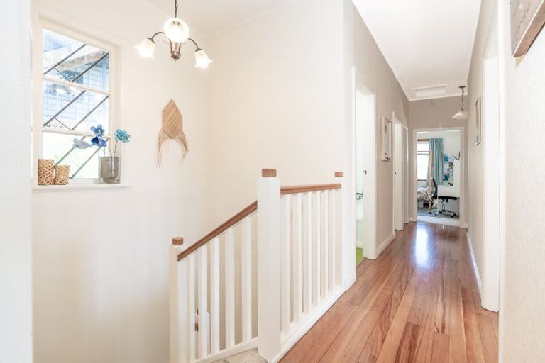 Photo of property in 167 Totara Road, Miramar, Wellington, 6022