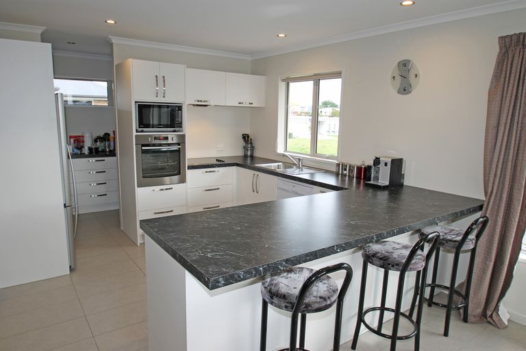 Photo of property in 15 Heathfield Drive, Mosgiel, 9024