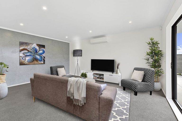 Photo of property in 34 Tyler Davies Drive, Red Beach, 0932