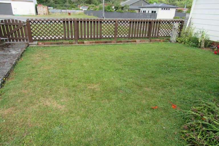 Photo of property in 5 Mcgowan Street, Runanga, 7803